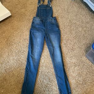 Divided skinny overall